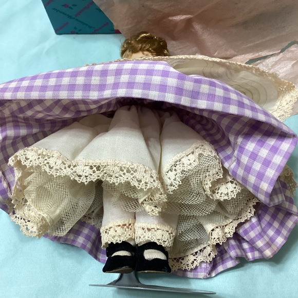 Madame Alexander Little Woman “MEG” Vintage Collector Doll - Picture 10 of 15